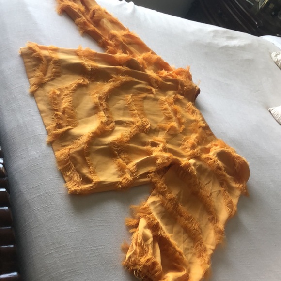 FRINGED FRONT/BACK  LONG SLEEVE TOP LIGHTWEIGHT NWT BY CALLIGRAPHE, MUS YELLOW - Picture 3 of 7